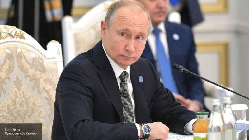 Владимир Путин - Путин дал Минобороны указание подключиться к тушению пожаров в Сибири - nation-news.ru - Россия - Красноярский край - Иркутская обл.