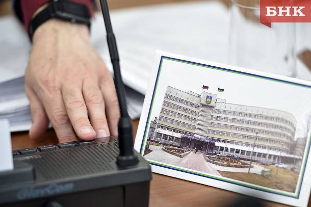 Сергей Паршуков - Иван Яковлев - На два вакантных места в совет Сыктывкара выдвинулось 20 человек - bnkomi.ru - Россия - респ. Коми - Сыктывкар - район Эжвинский