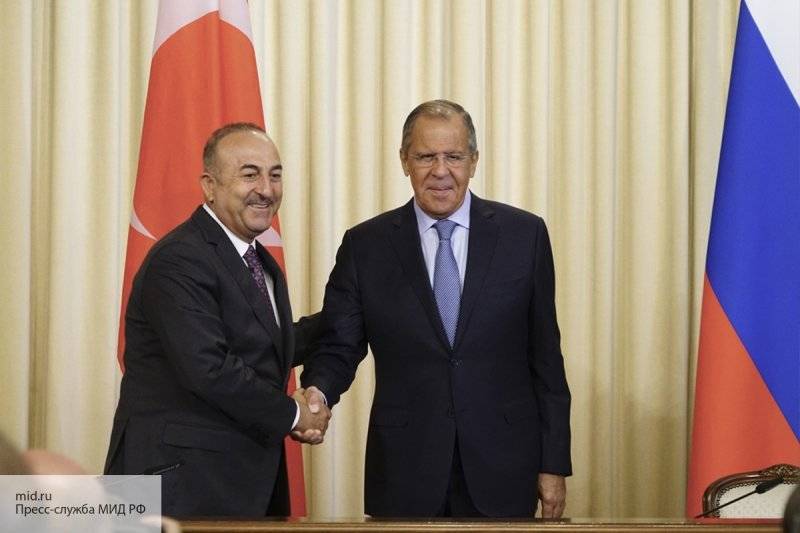 Владимир Путин - Реджеп Тайип Эрдоган - Сергей Лавров - Александр Дубинин - Мевлютом Чавушоглу - Главы МИД РФ и Турции обсудили координацию действий по Сирии - politros.com - Россия - США - Сирия - Турция - Бангкок