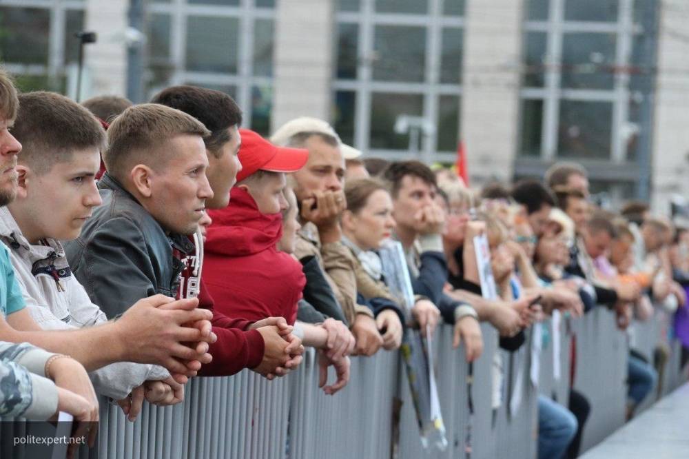 Провалив подготовку к выборам, либералы рвутся во власть, устраивая незаконные митинги - newinform.com - Россия - Санкт-Петербург