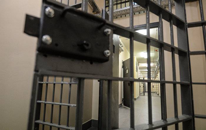 Строил дом на деньги "зэков": СНБ Армении поймала взяточников в тюрьмах - ru.armeniasputnik.am - Армения