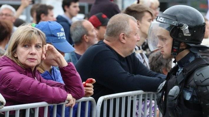 Политтехнолог считает, что незаконная акция оппозиции у избиркома Петербурга провалится - polit.info - Москва - Санкт-Петербург - Петербург
