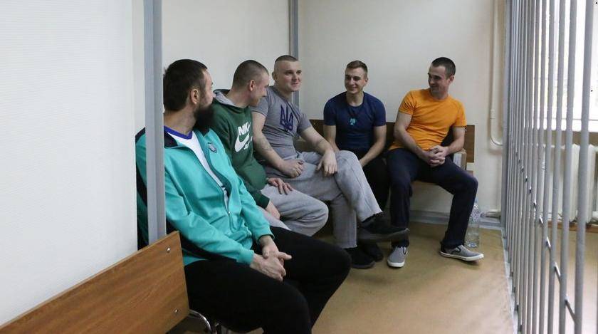 Владимир Зеленский - Павел Климкин - Людмила Денисова - Украинских моряков отпустят по просьбе Киева - utro.ru - Москва - Россия - Украина