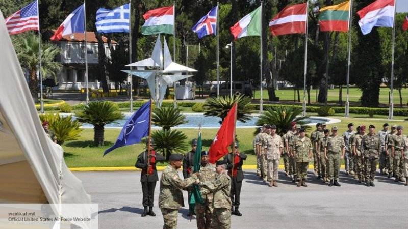 СМИ объяснили, почему военное планирование НАТО потерпело фиаско перед Россией - politros.com - Россия - США