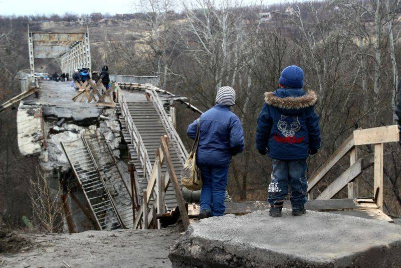 Владислав Дейнего - Киев собирается нагреть Красный Крест на 60 миллионов евро | Политнавигатор - politnavigator.net - Россия - Украина - Киев - Минск - ЛНР - станица Луганская