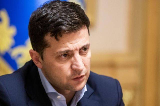 Владимир Зеленский - Дмитрий Разумков - Петр Порошенко - В партии Зеленского оценили вероятность коалиции с партией Порошенко - aif.ru - Украина