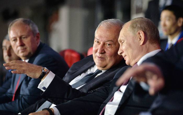 Владимир Путин - Александр Лукашенко - Эмомали Рахмон - Армен Саркисян - Саркисян рассказал, о чем говорил с Путиным в Минске - ru.armeniasputnik.am - Россия - Армения - Белоруссия - Таджикистан - Минск - Минск