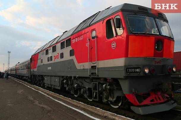 Виктор Бобыря - Минтруд разрешит женщинам водить поезда и чинить автомобили - bnkomi.ru