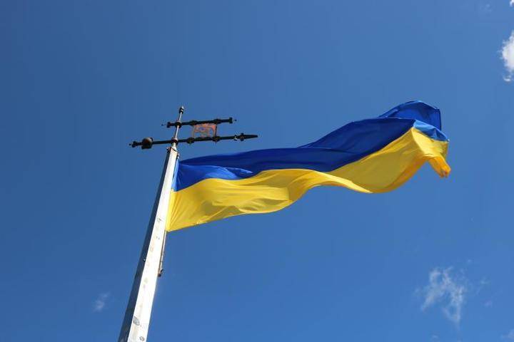 Опрос показал, что украинцы предпочитают авторитарное управление страной - vm.ru - Украина