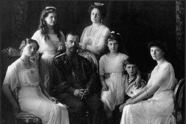 Владимир Ленин - Екатеринбургская епархия прокомментировала сериал Netflix о царской семье - aif.ru - Москва - США - Армения - Екатеринбург
