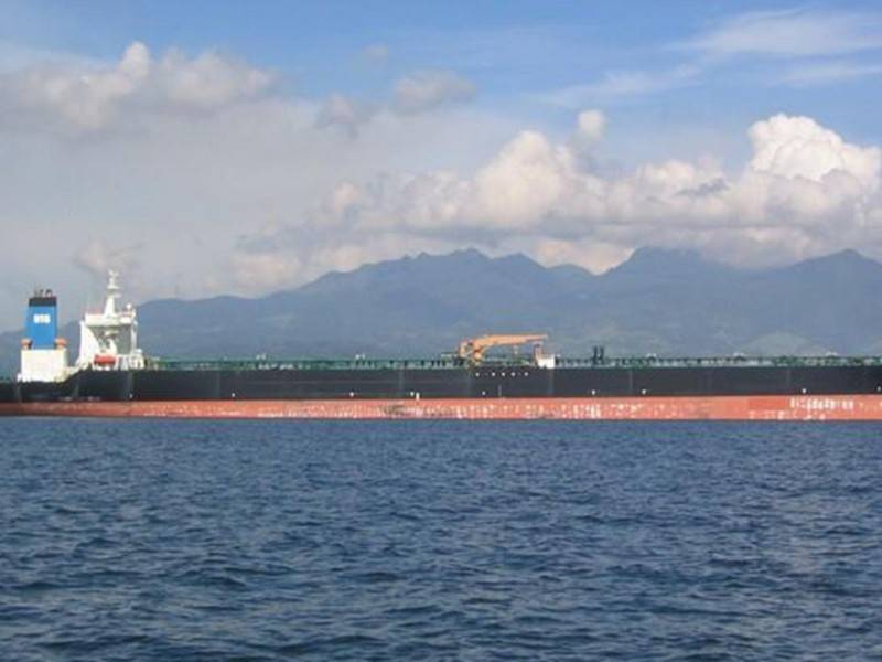 Гибралтар задержал танкер по подозрению в поставках нефти в Сирию - news.ru - Сирия - Англия - Гибралтар - Брюссель - Кувейт