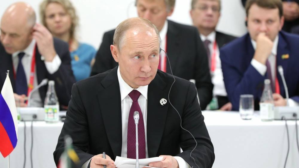 Владимир Зеленский - Владимир Путин - Джузеппе Конт - "Как-то не вяжется": Путин в Италии указал на противоречия в публичных заявлениях Зеленского - tsargrad.tv - Россия - Украина - Италия