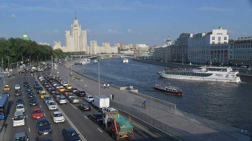 Осень вместо лета: москвичей напугали холодами - utro.ru - Москва - Царьград