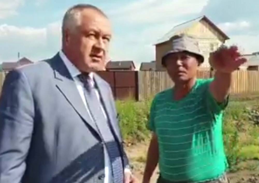 Алексей Цыденов - Власти Бурятии взялись за спасение уходящего под воду Вахмистрово - infpol.ru - Улан-Удэ - респ.Бурятия