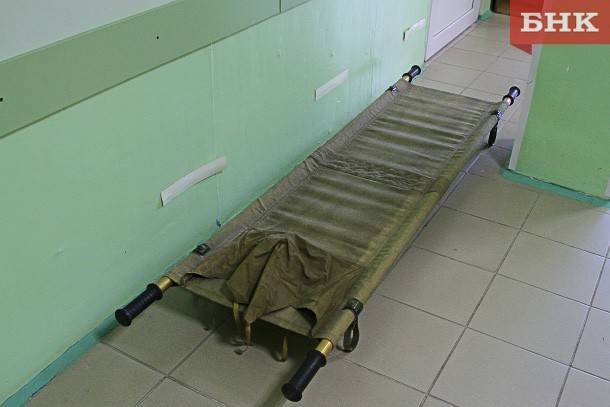 Марья Шумейко - В Вуктыле спасатели помогли доставить в больницу тяжелую пациентку - bnkomi.ru