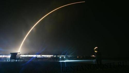 Илон Маск - SpaceX потеряла еще три спутника в космосе - lentanovosti.ru - США