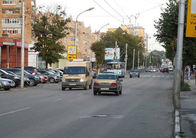 Из-за ремонта теплотрассы на неделю перекроют движение по улице Грибоедова - ya62.ru