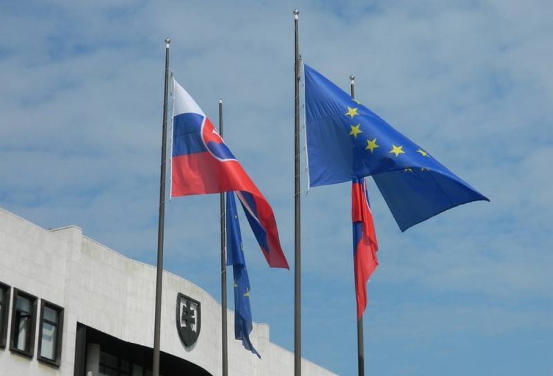 В Европе рассмотрят проект резолюции о снятии санкций с России - topcor.ru - Россия - США - Словакия