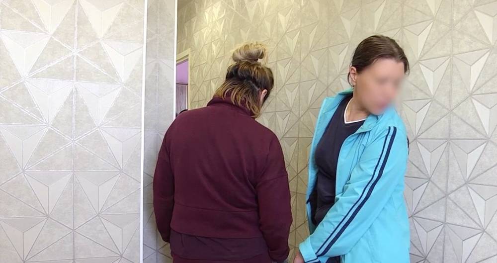 Опубликовано видео задержания подозреваемой в хищении денег из банка в Башкортостане - m24.ru - Москва - Башкирия - Казань