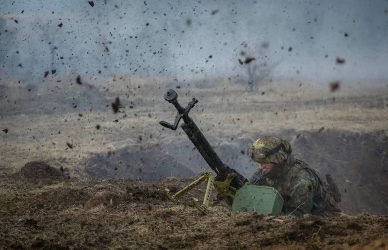 Оккупанты 14 раз нарушили «режим тишины» на Донбассе – штаб - ru.slovoidilo.ua - Украина - район Новолуганский