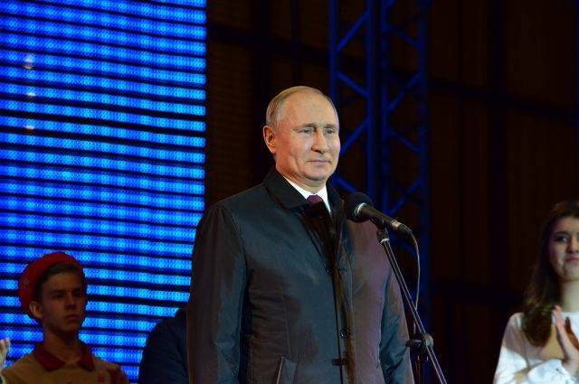 Владимир Путин - Путин поздравил жителей Брянской области с юбилеем региона - aif.ru - Россия - Калужская обл. - Новгородская обл. - Брянская обл.