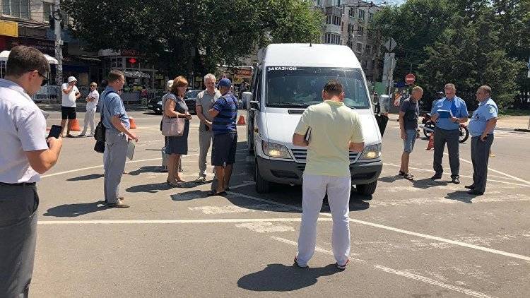 У вокзала Симферополя обнаружили перевозчиков-нелегалов - crimea.ria.ru - Россия - Крым - Симферополь
