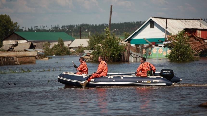 Видео: Число жертв паводка в Иркутской области увеличилось до 22 - 5-tv.ru - Россия - Иркутская обл.
