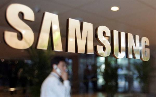 Вдвое сократилась прибыль Samsung - cnews.ru - Китай - США - Тайвань