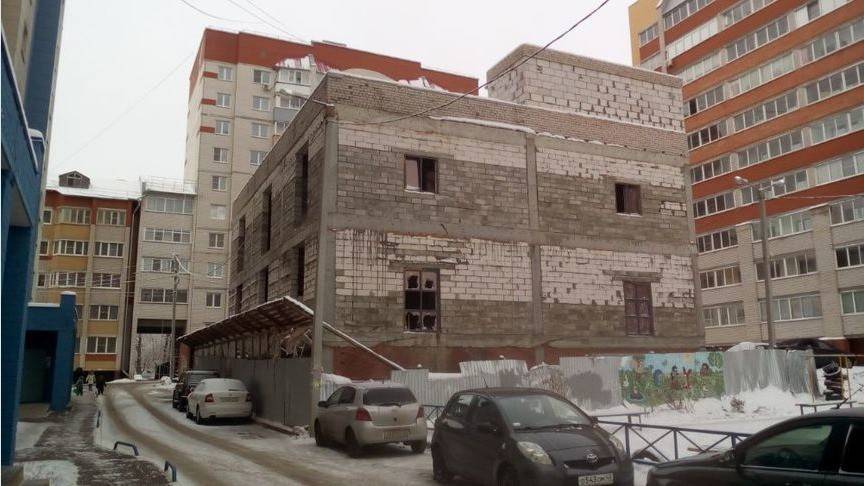 Суд обязал застройщика законсервировать долгострой на Чернышевского, 22 - 1istochnik.ru - Киров - район Октябрьский
