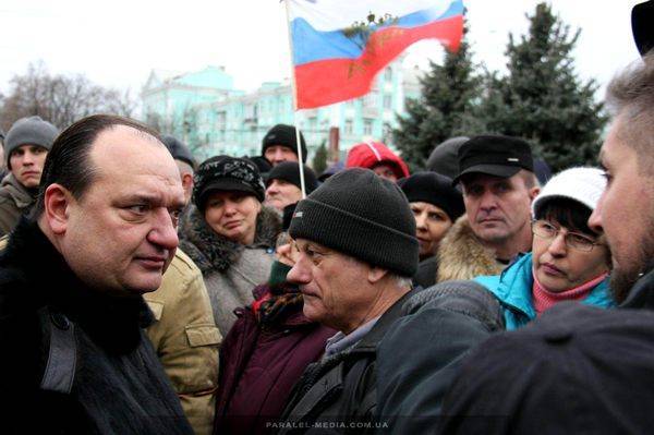 Виктор Янукович - Создатель банд «ополчения» Струк возвращается в украинскую политику - argumentua.com - Украина - Луганск - Сватово