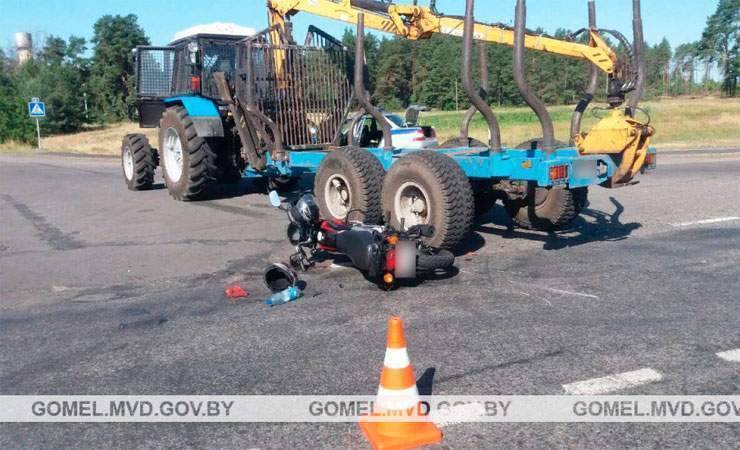 В Брагинском районе столкнулись трактор и мотоцикл. Есть пострадавшие - gomel.today - Калинковичи