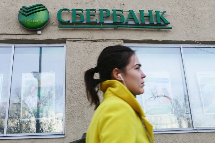 Александр Ведяхин - Сбербанк откроет совместные отделения с McDonalds - m24.ru
