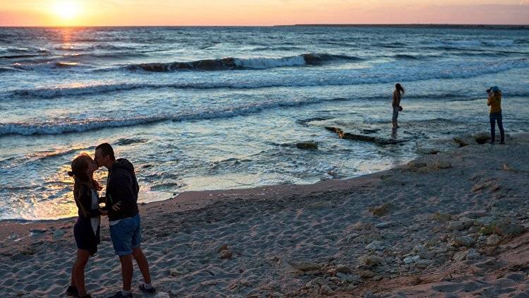 Пользователи соцсетей выбрали лучшие места для поцелуев в Крыму - crimea.ria.ru - Россия - Крым - Санкт-Петербург - Сочи - Екатеринбург - Симферополь - Севастополь - Казань