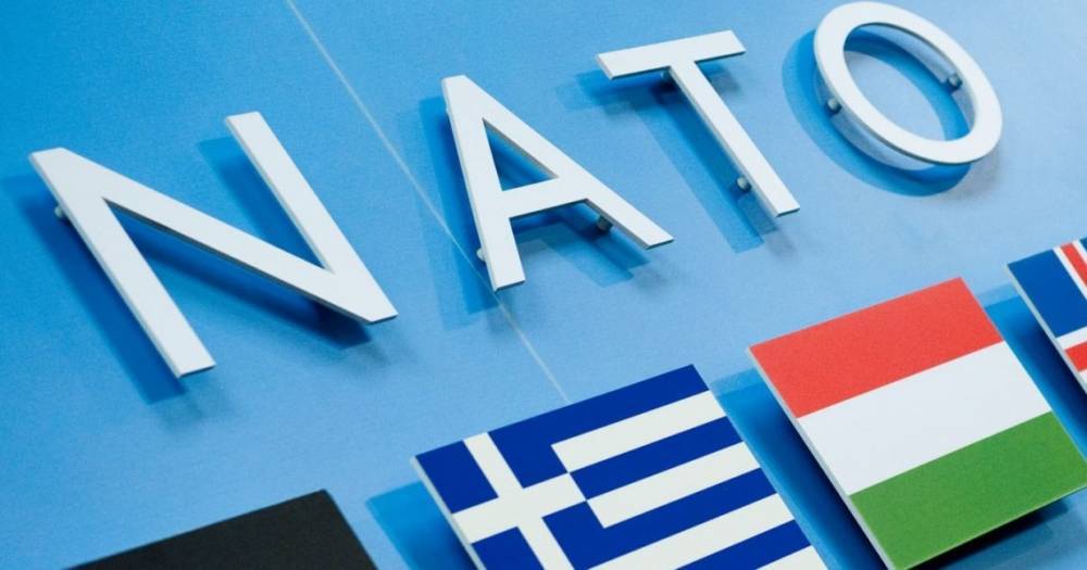 Петр Порошенко - Петер Сийярто - В Венгрии назвали Зеленскому условия прекращения блокирования Украины в НАТО - ru.slovoidilo.ua - Украина - Киев - Венгрия