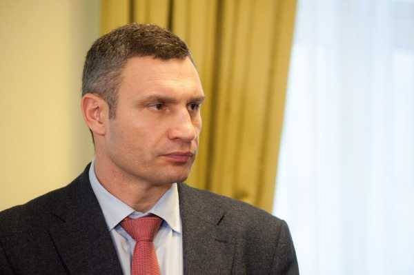 Петр Порошенко - Виталий Кличко - Кличко подает в суд на гендиректора «1+1» - vestirossii.com