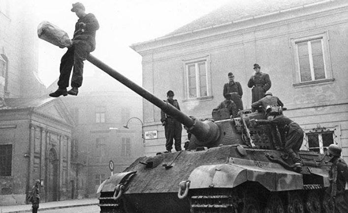 Адольф Гитлер - ABC (Испания): чудо-наркотики, превратившие танки нацистов в несокрушимые машины смерти - inosmi.ru - Франция - Польша