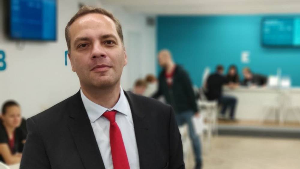 Любовь Соболь - Алексей Навальный - Владимир Милов - Член ОПГ Навального уклонился от подачи фальшивых подписей в избирком, чтобы избежать позора - riafan.ru - Москва