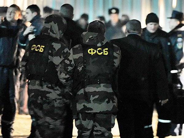 Дмитрий Захарченко - Появились подробности преступлений арестованных сотрудников ФСБ - polit.ru - Россия