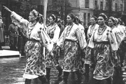 Степан Бандер - Роман Шухевич - Польша занялась преступлениями украинцев времен Второй мировой - lenta.ru - Россия - Украина - Киев - Израиль - Польша - Варшава - Ивано-Франковск