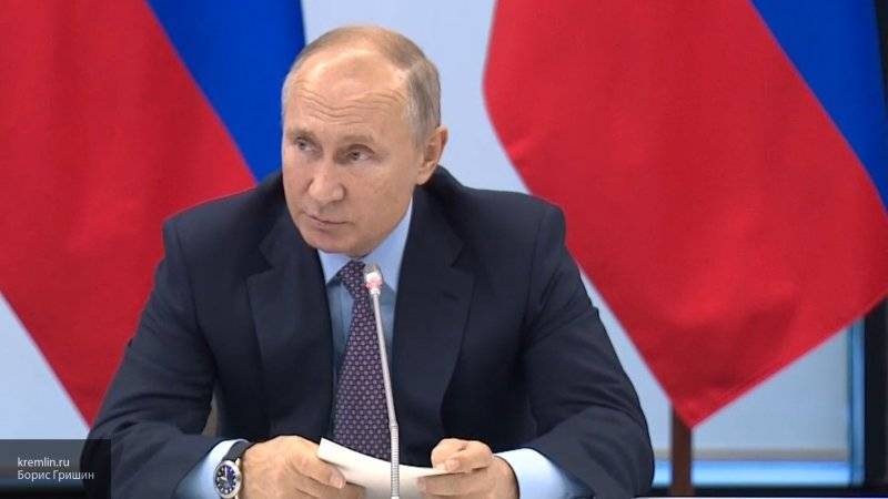 Владимир Путин - Олесь Каштанов - Путин поздравил со столетием музейные комплексы Архангельской области - nation-news.ru - Россия