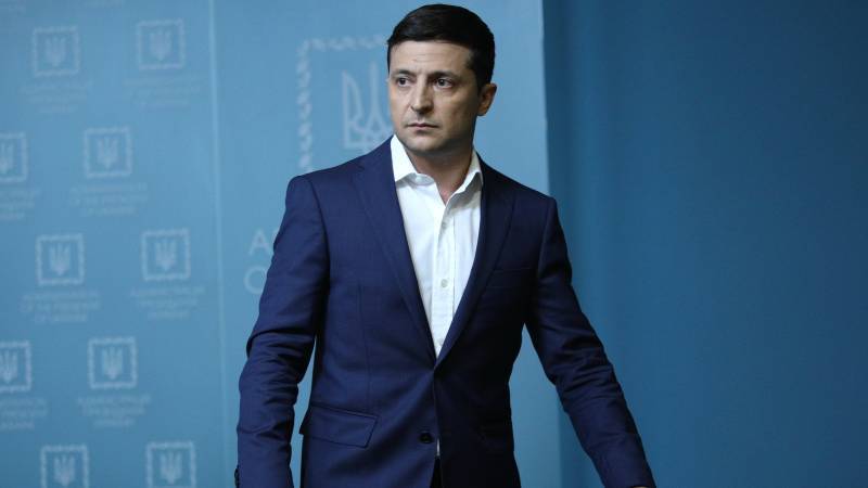 Владимир Зеленский - Зеленский - Жители обстрелянного украинскими военными поселка пригласили Зеленского на Донбасс - polit.info - Украина - Зеленский - ЛНР - Донбасс