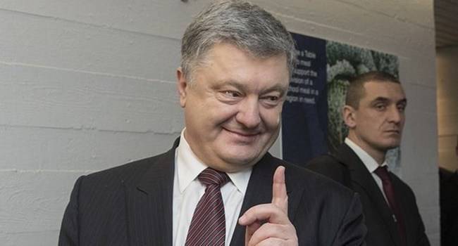 Петр Порошенко - Анатолий Шарий - Шок! Экс-соратник Порошенко: «Он кидается стаканами и лезет драться к своим подчиненным. Его нужно срочно лечить» Видео - elise.com.ua - Украина - Киевская обл.
