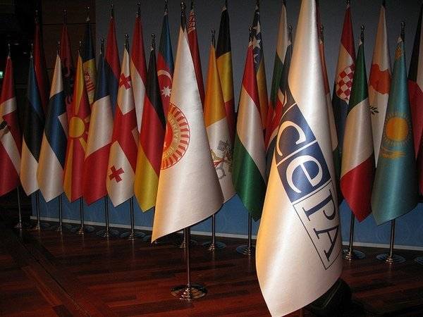 Артем Туров - Петр Толстой - ПА ОБСЕ отклонила российскую резолюцию о борьбе с нацизмом - polit.ru - Россия