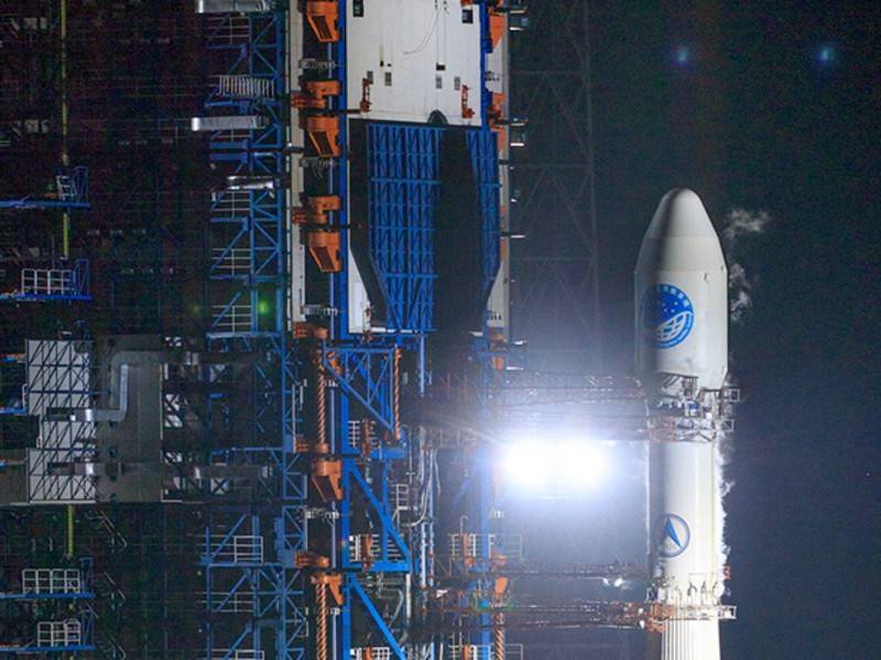 Запуск ракеты Vega со спутником ОАЭ снова отложили - news.ru - США - Эмираты - шт. Калифорния