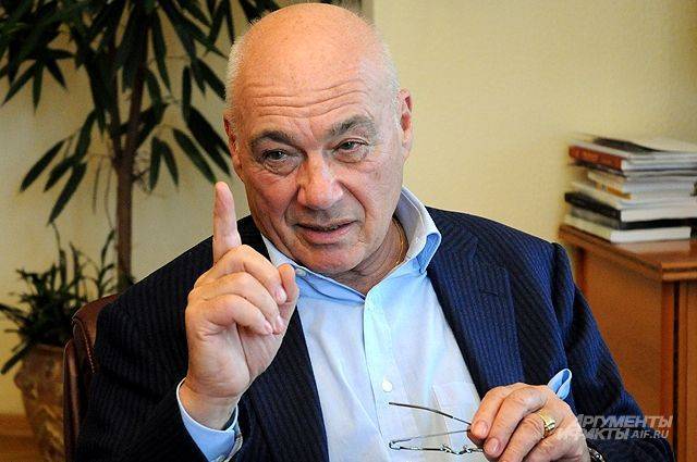 Владимир Познер - Познер вышел из жюри телепремии ТЭФИ - aif.ru