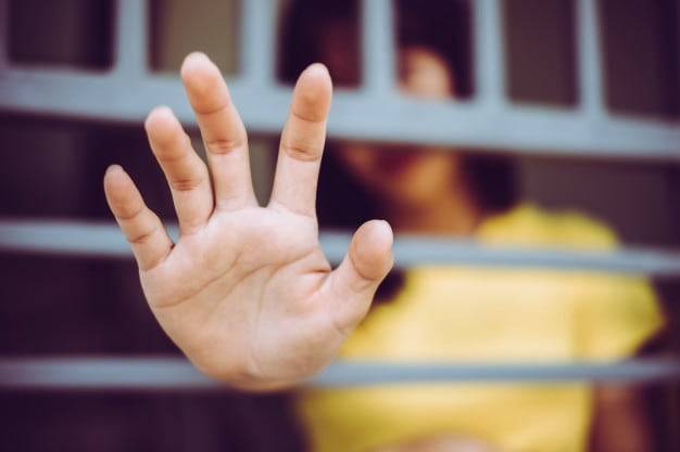 Актюбинка побила следователя в здании полиции - nur.kz - Астана - Актобе