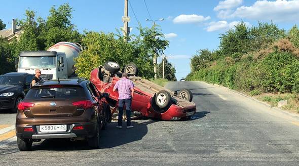 Ребенок и трое взрослых пострадали в ДТП в Крыму | РИА «7 новостей» - 7info.ru - Симферополь