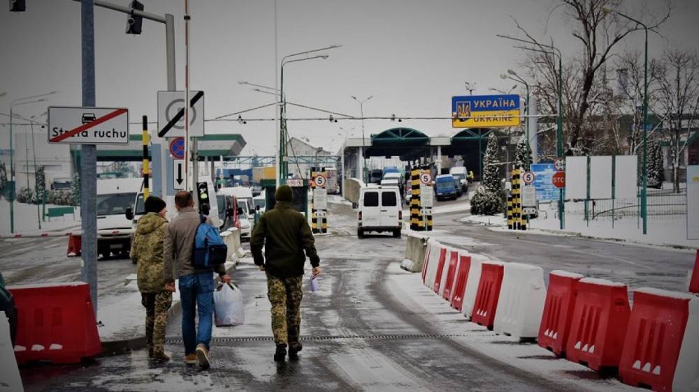 Владимир Зеленский - Алексей Гончарук - Украина превратилась в мировой хаб контрабанды, признали в офисе Зеленского - riafan.ru - Китай - Украина - Киев - Молдавия - Белоруссия - Эмираты - Одесса - с. Донбасс