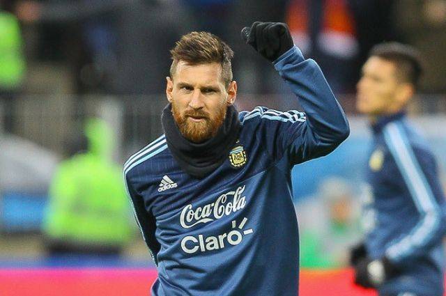 Лионель Мессин - Месси могут на два года отстранить от матчей за сборную Аргентины - СМИ - aif.ru - Аргентина - Чили