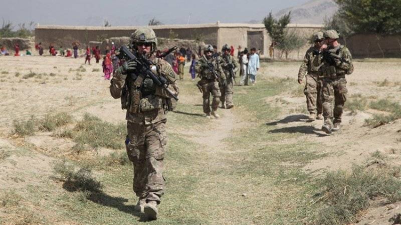 Залмай Халилзад - Майкл Помпео - Американцы говорили с талибами* о возможном выводе войск из Афганистана за 2,5 года - polit.info - Россия - США - Афганистан - Катар